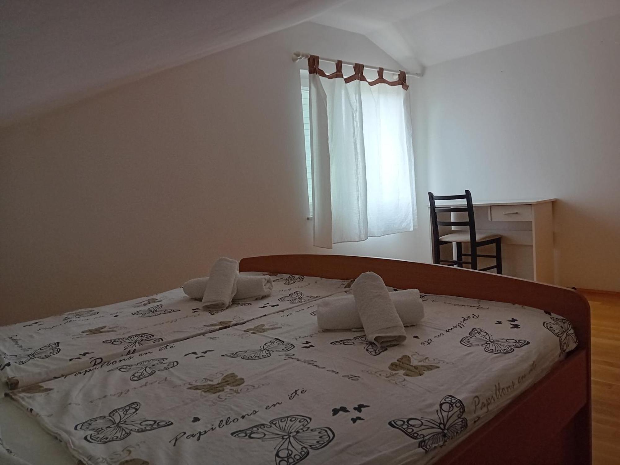 Apartmani Ana I Predrag Lopar Δωμάτιο φωτογραφία
