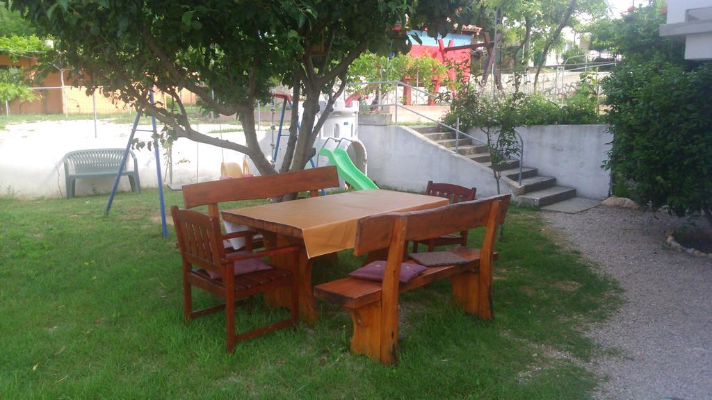 Apartmani Ana I Predrag Lopar Εξωτερικό φωτογραφία