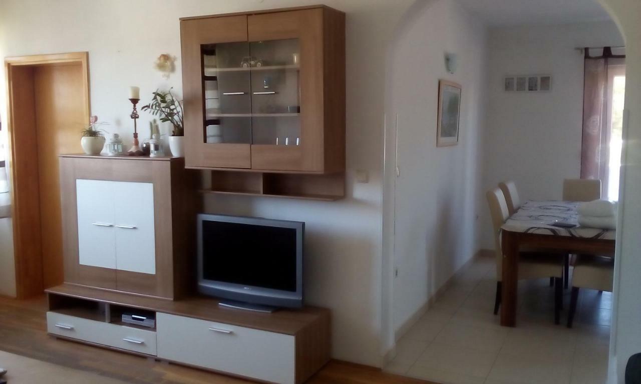 Apartmani Ana I Predrag Lopar Εξωτερικό φωτογραφία